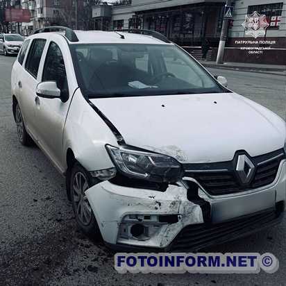 На Вокзальній у Кропивницькому знову зіткнулися автівки (ФОТО)